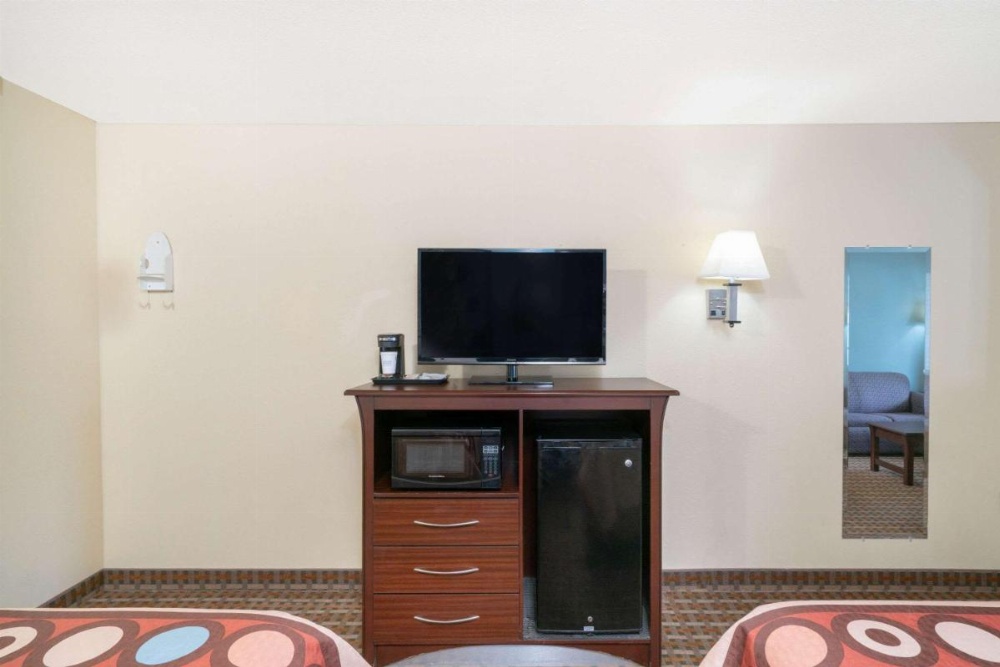 Super 8 by Wyndham North Little Rock/McCain Image 24