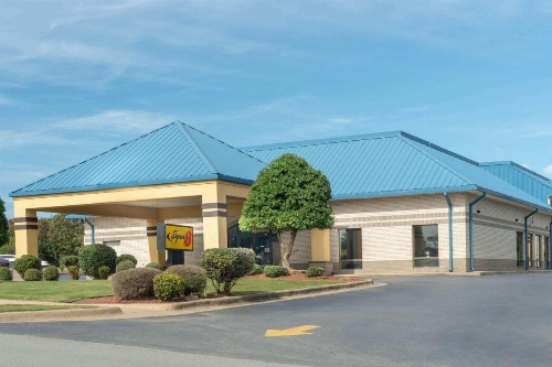 Super 8 by Wyndham North Little Rock/McCain image 31